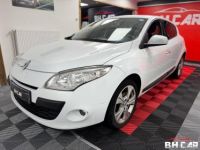 Renault Megane III Hatchback 1.5 dCi FAP EDC 110 cv Boîte auto - <small></small> 6.990 € <small>TTC</small> - #1