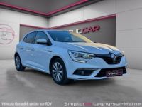 Renault Megane IV BERLINE 1.2 TCe 100ch Energy Life - ECRAN TACTILE CARPLAY CAMERA DE RECUL - <small></small> 8.990 € <small>TTC</small> - #1