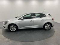 Renault Megane IV Berline TCe 115 FAP Life - <small></small> 15.900 € <small>TTC</small> - #2