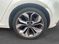 Renault Megane IV BERLINE TCe 140 EDC FAP GT-Line - <small></small> 16.990 € <small>TTC</small> - #16