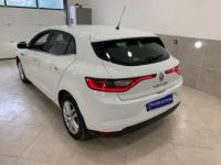 Renault Megane IV DCI 110 BUSINESS - <small></small> 12.990 € <small>TTC</small> - #2