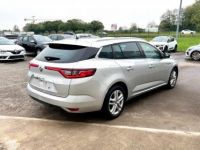 Renault Megane IV ESTATE 1.5 BLUE DCI 115CH LIMITED GRIS PLATINE - <small></small> 15.990 € <small>TTC</small> - #3