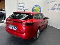 Renault Megane IV ESTATE 1.6 E-TECH PLUG-IN 160CH BUSINESS - <small></small> 14.990 € <small>TTC</small> - #3