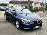 Renault Megane IV Zen 1.3 TCe 115CV BVM6 10000HT ENTRETIEN JOUR TBEG - <small></small> 11.990 € <small>TTC</small> - #1