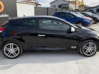 Renault Megane Mégane COUPE 2.0 250 RS - <small></small> 15.489 € <small>TTC</small> - #8