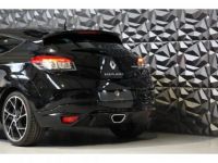 Renault Megane Mégane Coupé 2.0i 16V - 275CH III COUPE R.S. CUP - <small></small> 25.990 € <small>TTC</small> - #20
