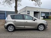 Renault Megane Scenic III (B95) 1.5 dCi 110ch energy Zen eco² - <small></small> 7.990 € <small>TTC</small> - #4