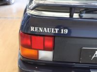 Renault R19 16S 5 PORTES - <small></small> 8.900 € <small></small> - #18