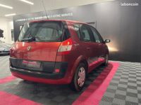 Renault Scenic II 1.6 16V Confort Dynamique PREMIÈRE MAIN - <small></small> 3.990 € <small>TTC</small> - #10