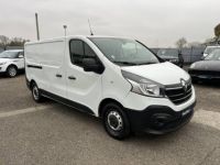 Renault Trafic Combi III L2H1 2.0 dCi 145ch S&S 3 places Clim Régulateur Attelage TVA20% 19,000Euro H.T. - <small></small> 22.800 € <small>TTC</small> - #2