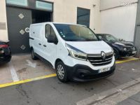 Renault Trafic fourgon L1H1 1200kg 2.0 DCI 120 Grand Confort Garantie 12 mois GPS 1ère main Radar de recul PRIX TTC TVA récupérable - <small></small> 12.990 € <small>TTC</small> - #1