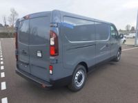 Renault Trafic FOURGON L2H1 3000 KG BLUE DCI 150 EDC RED EDITION - <small></small> 35.990 € <small>TTC</small> - #2