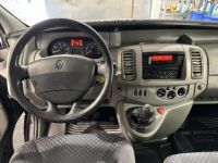 Renault Trafic PASSENGER L1H1 2.0 dCi 115 Expression +ATTELAGE - <small></small> 16.990 € <small>TTC</small> - #8