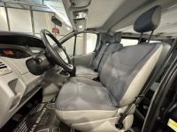 Renault Trafic PASSENGER L1H1 2.0 dCi 115 Expression +ATTELAGE - <small></small> 16.990 € <small>TTC</small> - #12