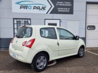 Renault Twingo 1.2 16V 75 CV EXPRESSION / 1E MAIN / CLIM / REGUL / DISTRI 2024 /SUIVI FULL /GTIE 12M - <small></small> 6.490 € <small>TTC</small> - #3