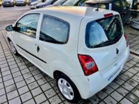 Renault Twingo 1.2 16V 75CH ECO2 AUTHENTIQUE EURO 5 - <small></small> 6.990 € <small>TTC</small> - #4