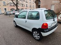 Renault Twingo 1.2 16v 75ch Expression - <small></small> 2.490 € <small>TTC</small> - #5