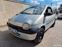 Renault Twingo 1.2 essence 60ch perrier payer en 4x fois sans frais - <small></small> 2.500 € <small>TTC</small> - #1