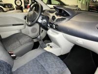 Renault Twingo 1.2 L - Climatisation - 1ère main - Deux clés - Entretien OK - <small></small> 4.990 € <small>TTC</small> - #5