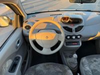 Renault Twingo 1.2 LEV 16v 75ch Authentique - <small></small> 5.990 € <small>TTC</small> - #9