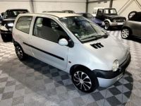 Renault Twingo 1.2i 16V 75 Ch finition Privilège phase 3 - Clim, Pack electrique, kit distribution neuf - <small></small> 4.990 € <small>TTC</small> - #2