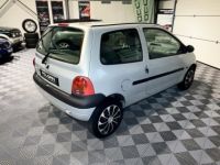 Renault Twingo 1.2i 16V 75 Ch finition Privilège phase 3 - Clim, Pack electrique, kit distribution neuf - <small></small> 4.990 € <small>TTC</small> - #4