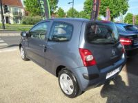 Renault Twingo II 1.2 16V 75CH DYNAMIQUE QUICKSHIFT - <small></small> 6.490 € <small>TTC</small> - #3