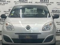 Renault Twingo II 1.2 16V 75CH EXPRESSION - <small></small> 5.490 € <small>TTC</small> - #2