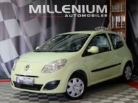 Renault Twingo II 1.2 60CH - <small></small> 4.990 € <small>TTC</small> - #1