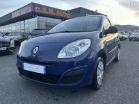 Renault Twingo II 1.2 60CH AUTHENTIQUE - <small></small> 5.300 € <small>TTC</small> - #1