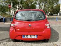 Renault Twingo II 1.2 76 DYNAMIQUE - <small></small> 8.495 € <small>TTC</small> - #7