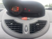 Renault Twingo II - 1.2 Essence - 60ch - Authentique + 105 000KM + GARANTIE - <small></small> 4.500 € <small>TTC</small> - #12