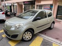 Renault Twingo II 1.2 l 75CV Authentique - <small></small> 4.990 € <small>TTC</small> - #1