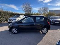 Renault Twingo II 1.2 LEV 16v 75 115g eco2 Trend DISTRIB OK + ROUE - <small></small> 5.990 € <small>TTC</small> - #2