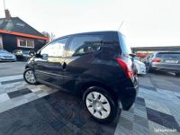 Renault Twingo II 1.2 LEV 16V 75CH AUTHENTIQUE - <small></small> 3.490 € <small>TTC</small> - #2