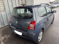 Renault Twingo II (C44) 1.2 16v 75ch Expression - <small></small> 5.990 € <small>TTC</small> - #3