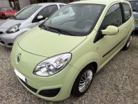 Renault Twingo II (C44) 1.2 16v 75ch Trend - <small></small> 4.990 € <small>TTC</small> - #1