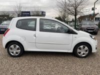 Renault Twingo II (C44) 1.2 LEV 16v 75ch Access eco² - <small></small> 4.990 € <small>TTC</small> - #2