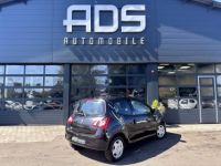 Renault Twingo II (C44) 1.2 LEV 16v 75ch Limited eco² - <small></small> 8.990 € <small>TTC</small> - #12