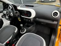 Renault Twingo III (2) 1.0 SCE 75CH ZEN - 20 - <small></small> 8.990 € <small>TTC</small> - #6