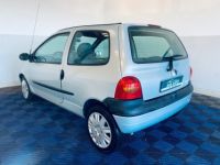 Renault Twingo phase 2 1.2i 60 ch - <small></small> 3.490 € <small>TTC</small> - #2