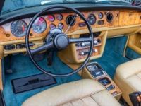 Rolls Royce Corniche featuring coachwork by H.J. Mulliner Park Ward - <small></small> 47.000 € <small>TTC</small> - #8