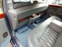 Rolls Royce Silver Shadow LWB - <small></small> 34.900 € <small>TTC</small> - #18