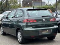 Seat Ibiza 1.4i 16V - 75  2002 BERLINE Fresh PHASE 1 - <small></small> 4.990 € <small>TTC</small> - #6