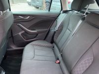 Skoda Kamiq 1.0 TSI 110 BV6 AMBITION GPS Caméra Cockpit JA 17 - <small></small> 21.950 € <small>TTC</small> - #15