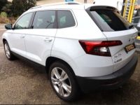 Skoda Karoq 1.6 TDI 116 CH SPORTLINE DSG 7 + SIEGES CHAUFFANT CARPLAY - <small></small> 19.989 € <small>TTC</small> - #4