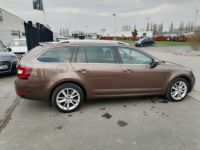 Skoda Octavia 1.6 CR TDi Ambition -- NAVI-CLIM AUTO-GARANTIE - <small></small> 15.990 € <small>TTC</small> - #8