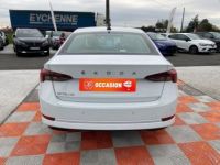 Skoda Octavia 2.0 TDI 115 BV6 AMBITION Caméra - <small></small> 24.450 € <small>TTC</small> - #6