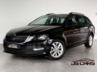 Skoda Octavia BREAK 1.6TDi 1ERPRO BOITE AUTO GPS CARPLAY PDC TVA - <small></small> 18.990 € <small>TTC</small> - #1