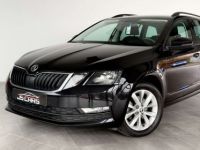 Skoda Octavia BREAK 1.6TDi 1ERPRO BOITE AUTO GPS CARPLAY PDC TVA - <small></small> 18.990 € <small>TTC</small> - #2